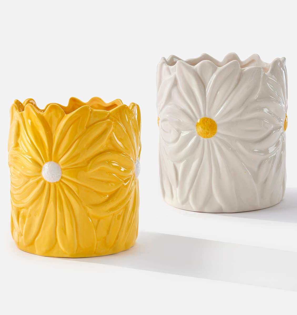 Ceramic Daisy Planter, 2 Asst.