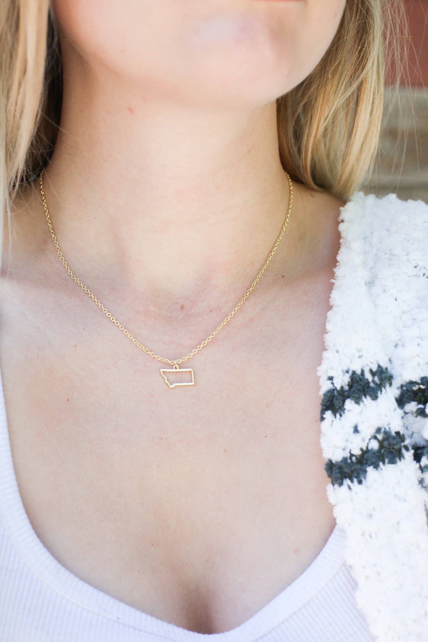 State Necklace - Gold - MONTANA