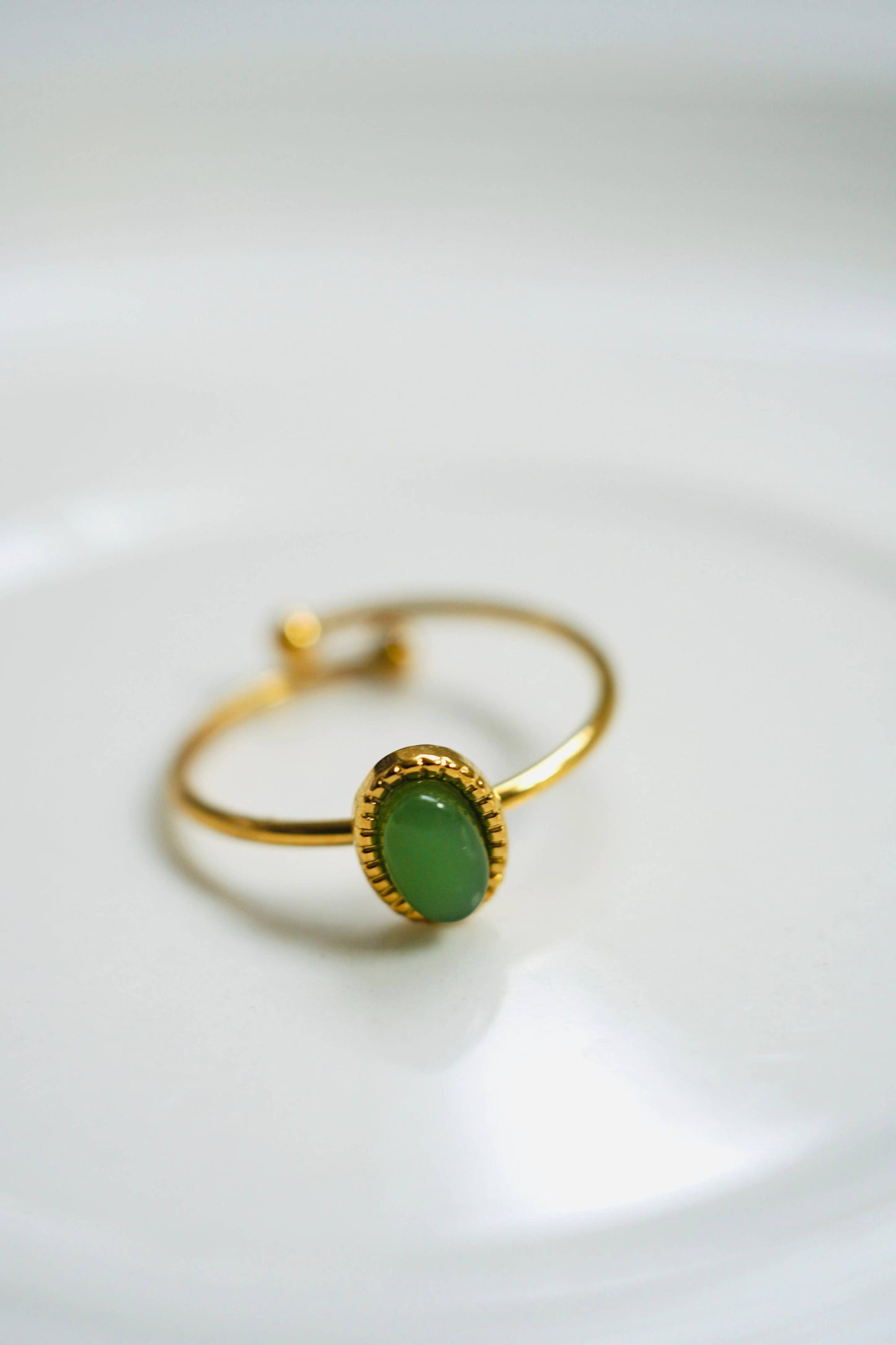 Oval Stone Minimalist Adjustable Ring in Gold