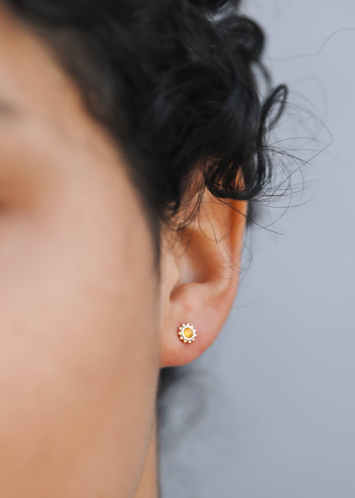 Sun Stud - Amber - Gold Earrings