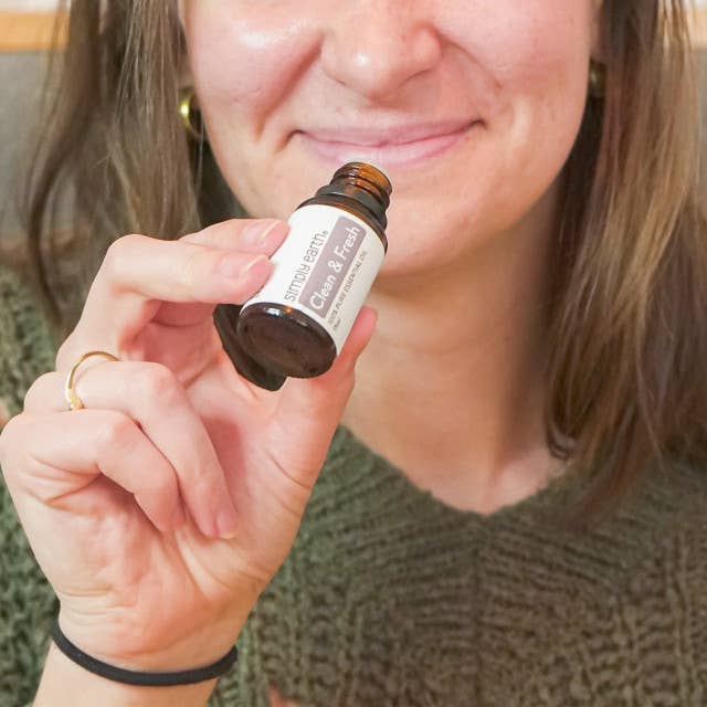 Clean & Fresh Essential Oil Blend 15ml