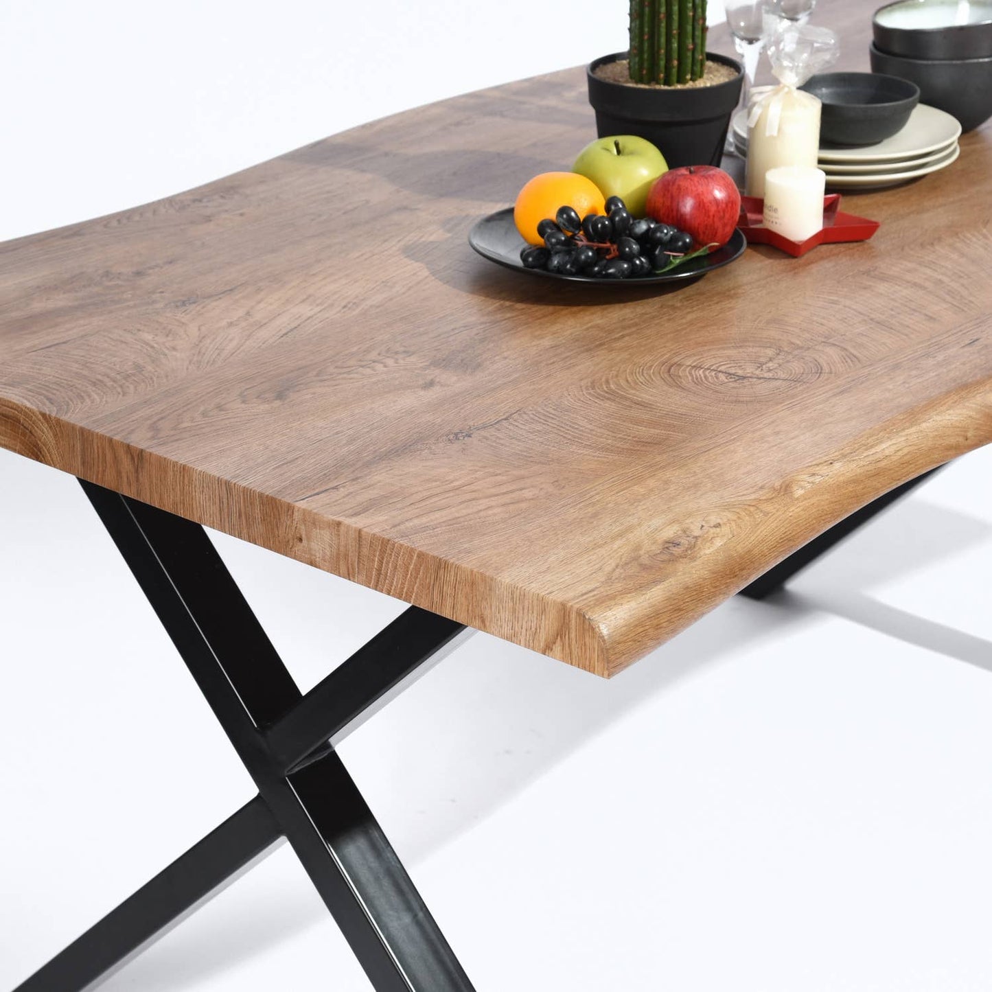 63in Dining Table with Wave-Edge for Family Christmas