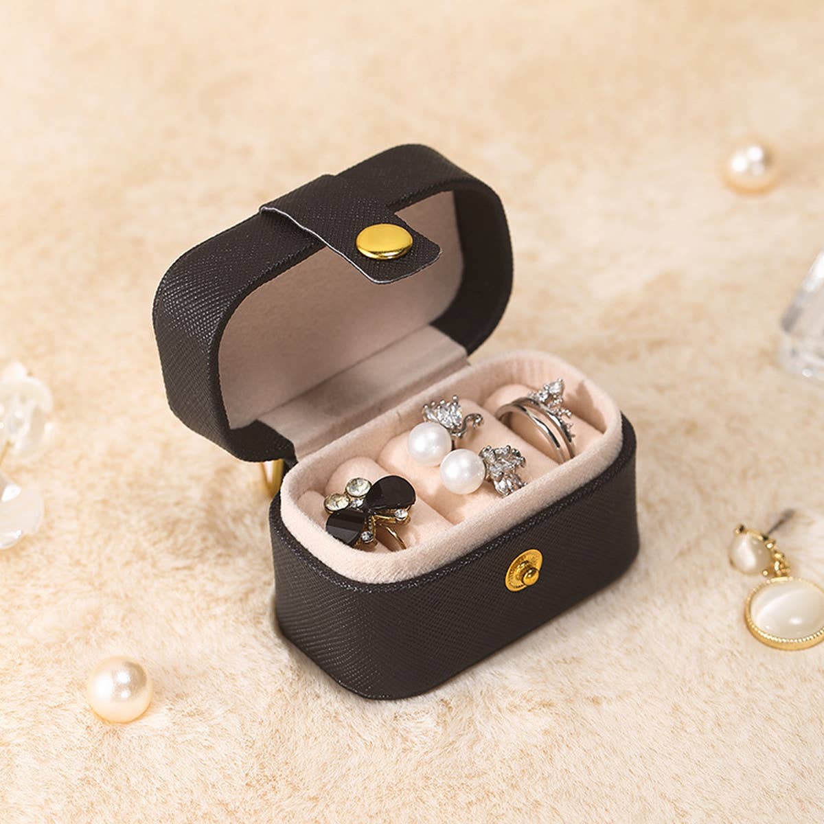 SOLID COLOR PORTABLE EARRING STORAGE BOX_CWMM1686