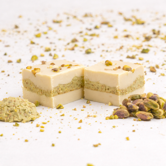 White Chocolate Dubai 7 oz. Fudge Bar