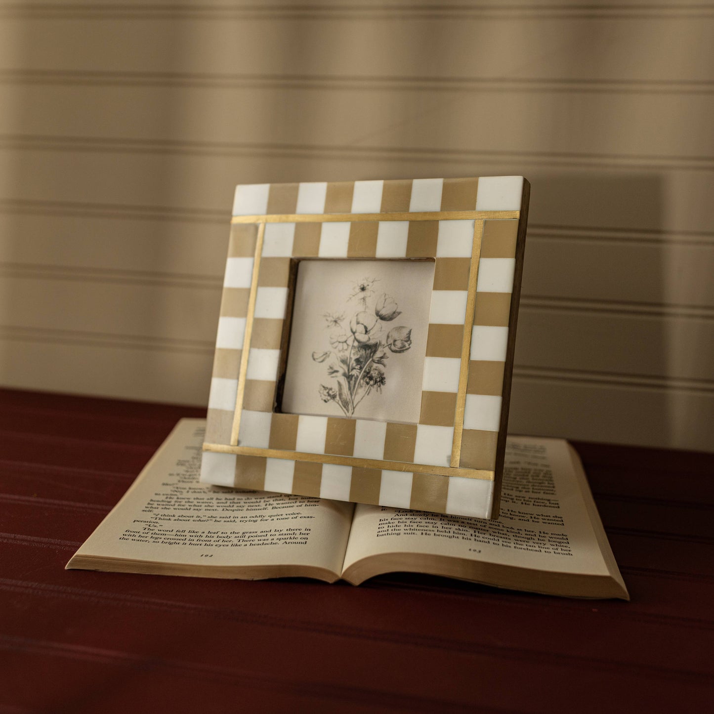 4x4 Gwendolyn Check Photo Frame Tan With Brass Inlay