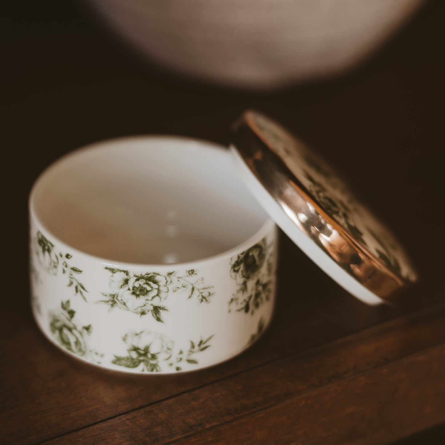*NEW* Green Delft Trinket Dish with Lid - Home Decor & Gifts