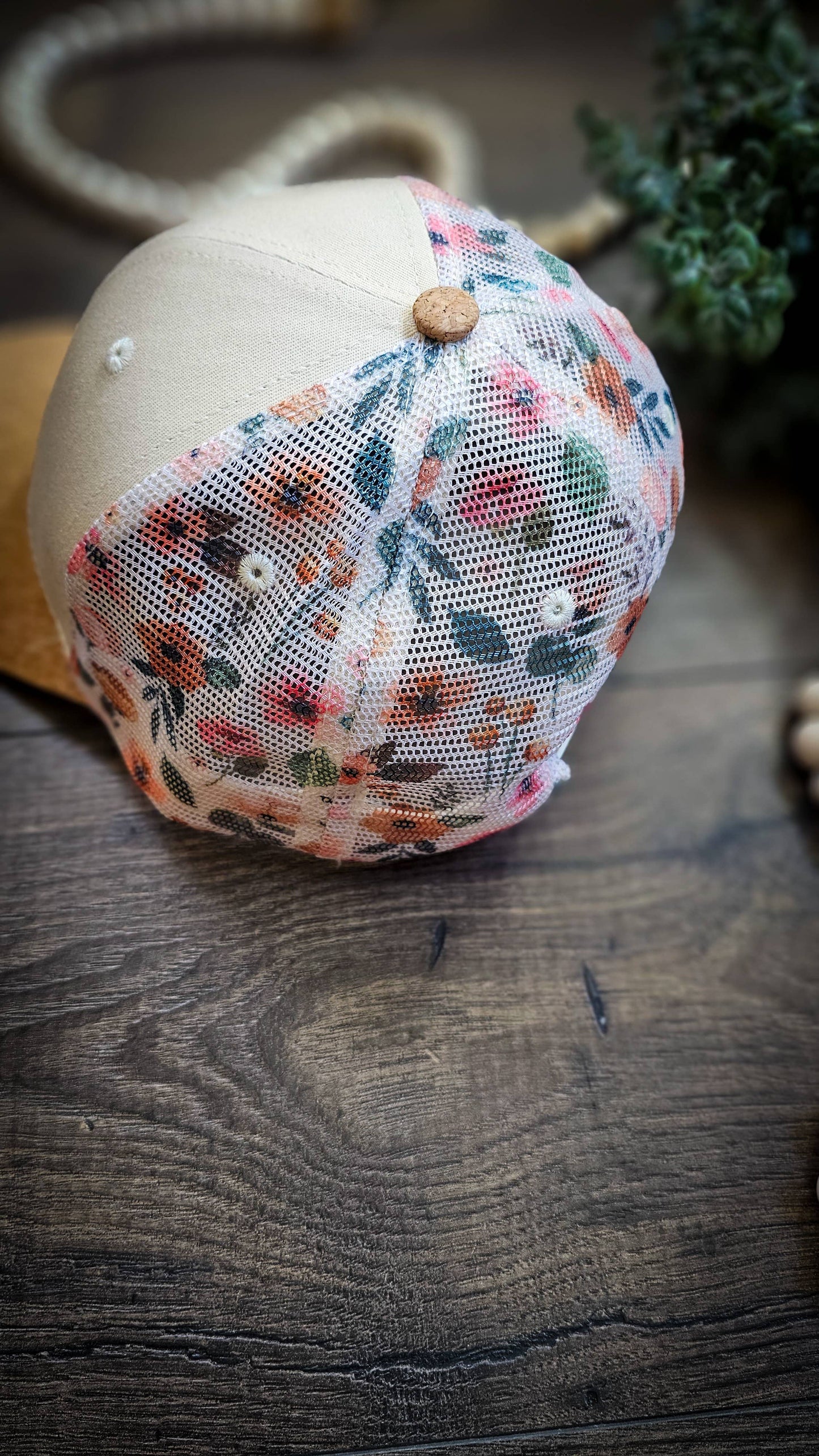 Cream Floral Cork