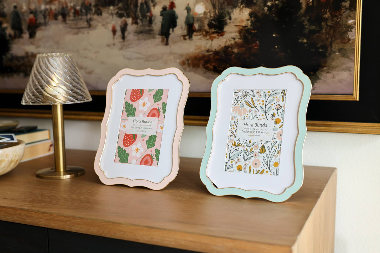 Scalloped Ceramic Picture Frame