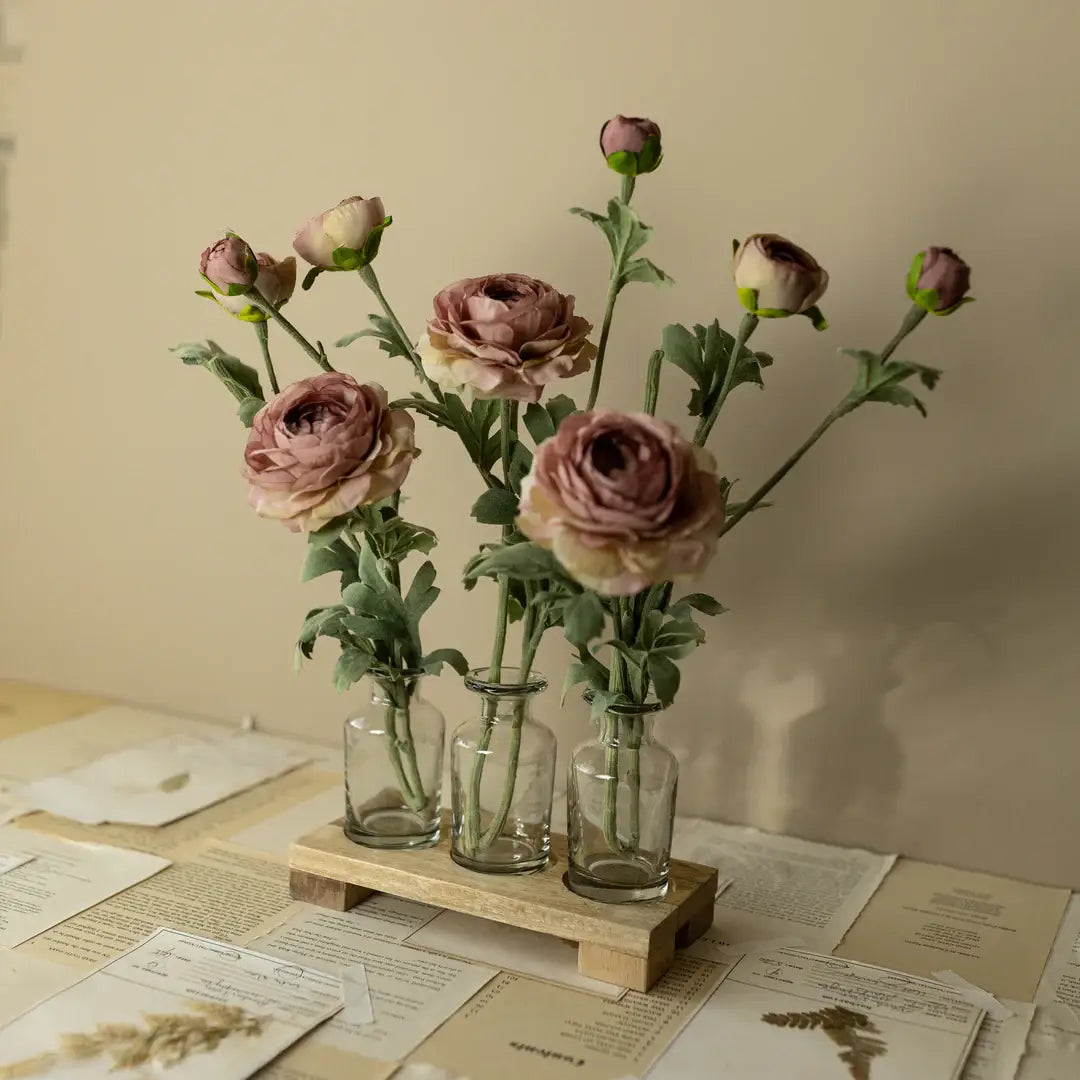 Hazel 3 Glass Bud Vase With Wood Tray