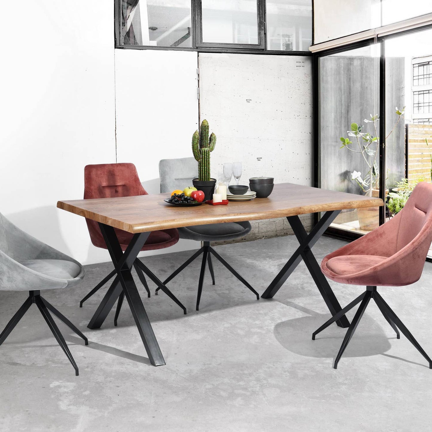 63in Dining Table with Wave-Edge for Family Christmas
