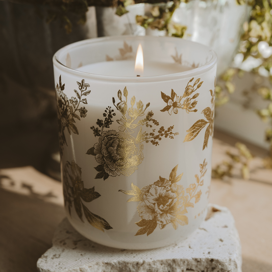 *NEW* Gold Delft 12 oz Soy Candle - Home Decor